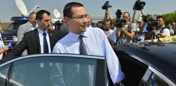 victor-ponta-masina