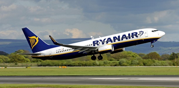 ryanair, transport aerian