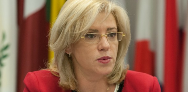 cretu-3