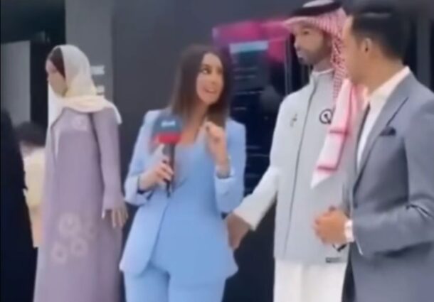 robot humanoid, Arabia Saudita, hartuire sexuala, jurnalista